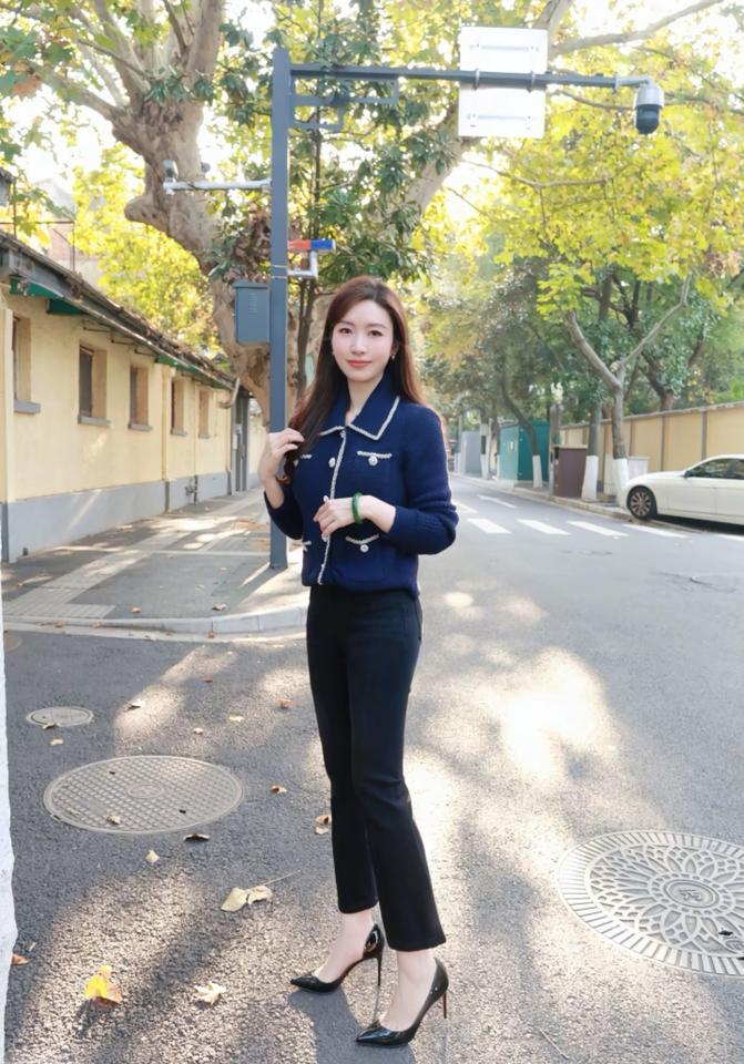 有气质又不显年龄的穿搭