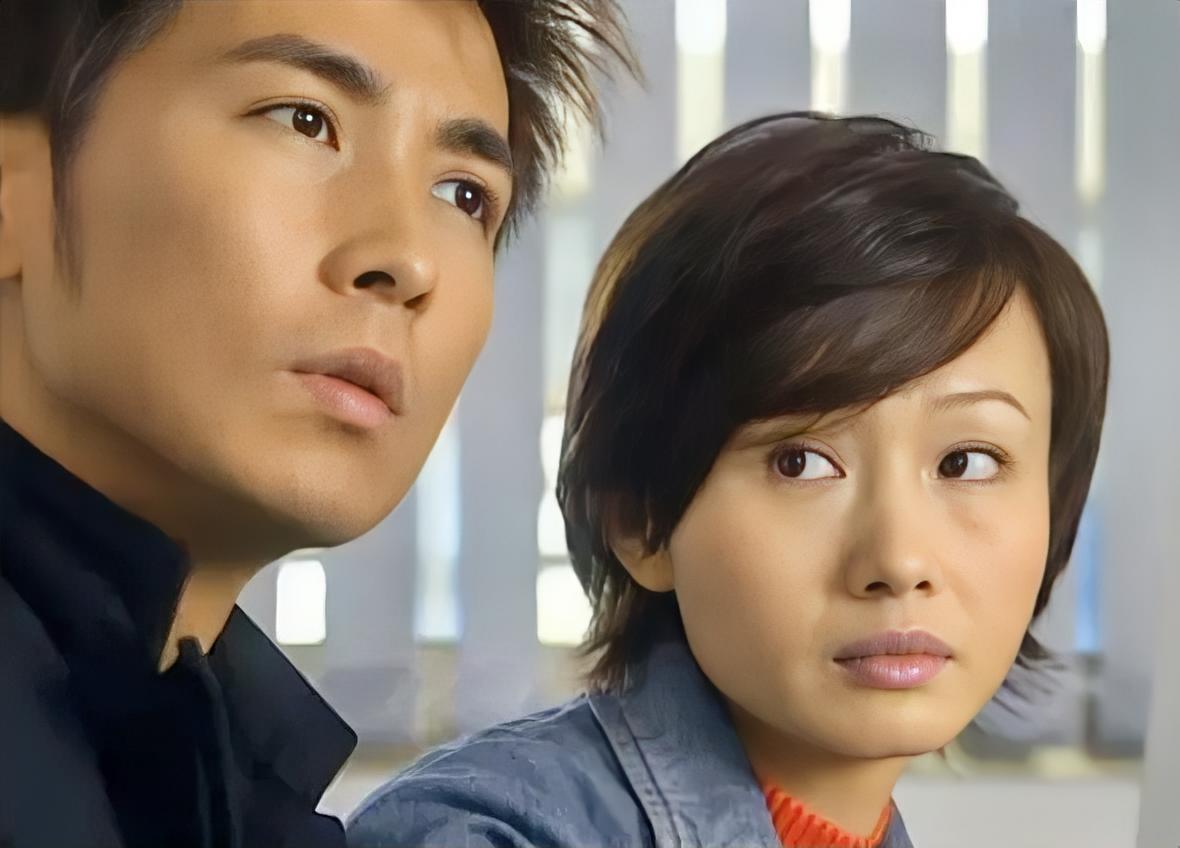 看完黄慧颐的遭遇，真的忍不住要吐槽一句：这姐们儿真的是恋爱脑本脑啊！一