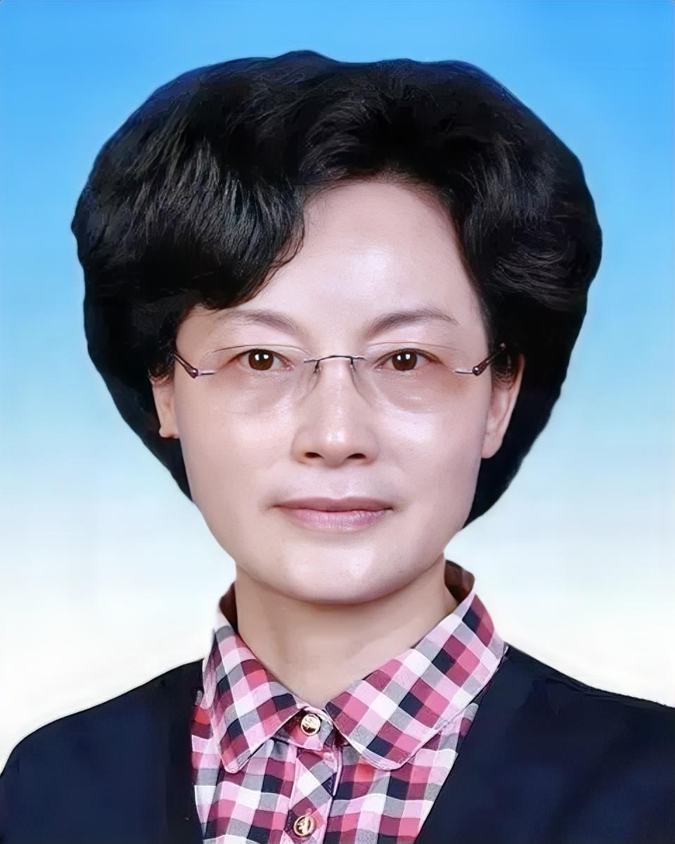 看到这个新闻，我第一反应不是震惊，而是觉得果然如此啊……懂法的贼更难防……