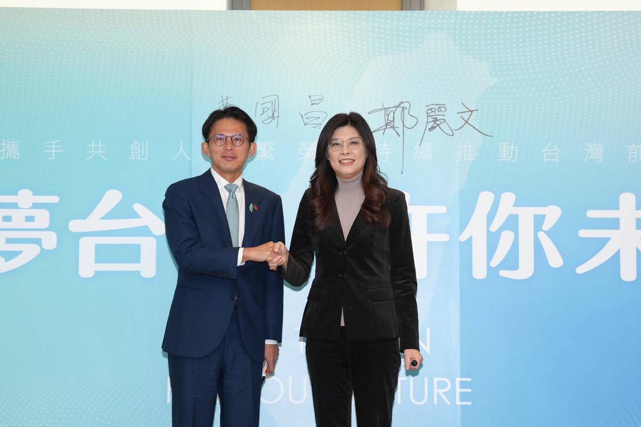 蓝白共同愿景记者会　确定3对3谈政党合作协议梅花新闻网洪子苓/综合报导国