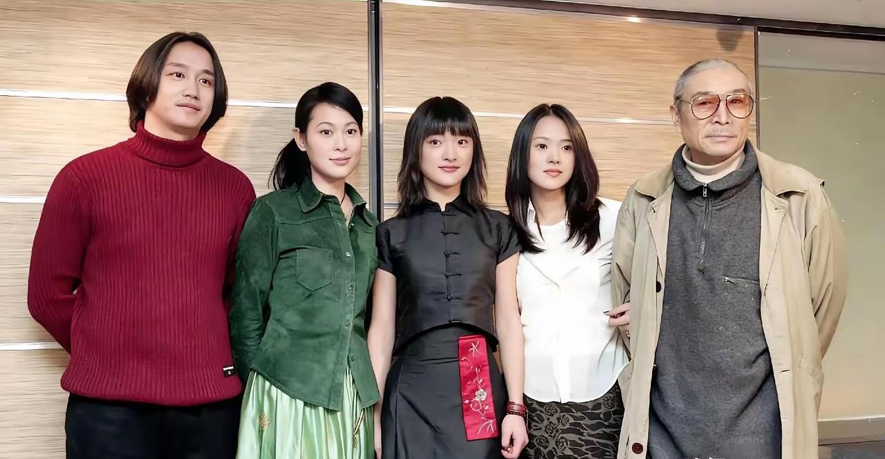 20多年前周迅的神仙颜值。