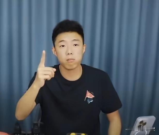 尹航说:别看梁靖崑和王楚钦都输了，信不信我们让二追三！昨天尹航说:大家都放一