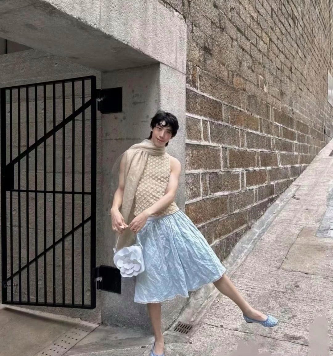 伊能静不管管她儿子吗