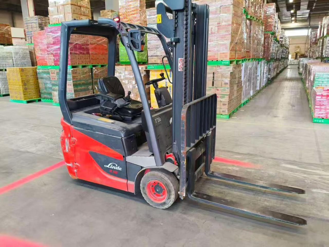 临近春节，那些快递中转站的临时工工资都涨到500一天了（听一个管理人员说500找