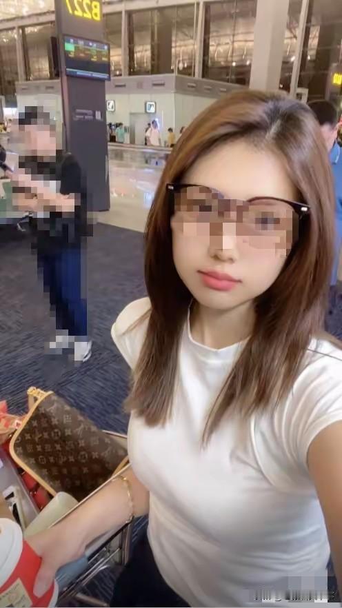 河南的小楠这回算是被所谓的“生意男友”坑得底朝天——俩人处了3年对象,她掏心掏肺