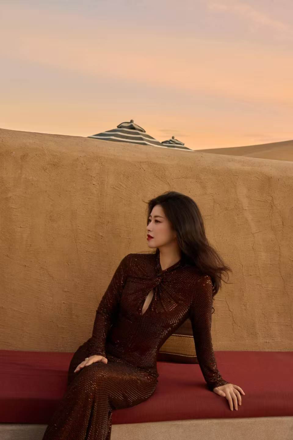 朱珠朱珠内娱收藏主理人朱珠不是内娱隐藏款是典藏款朱珠给我的感觉就是那种知性女人，