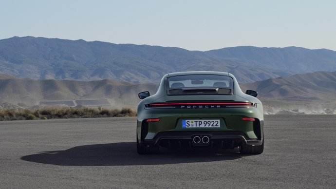 新款保时捷911GT3/GT3Touring正式在国内首发亮相，并在海车展与