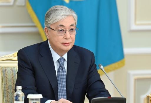 俄媒坐不住了，哈萨克斯坦总统再提历史渊源，并准备继承草原帝国这个标签。而俄媒则希