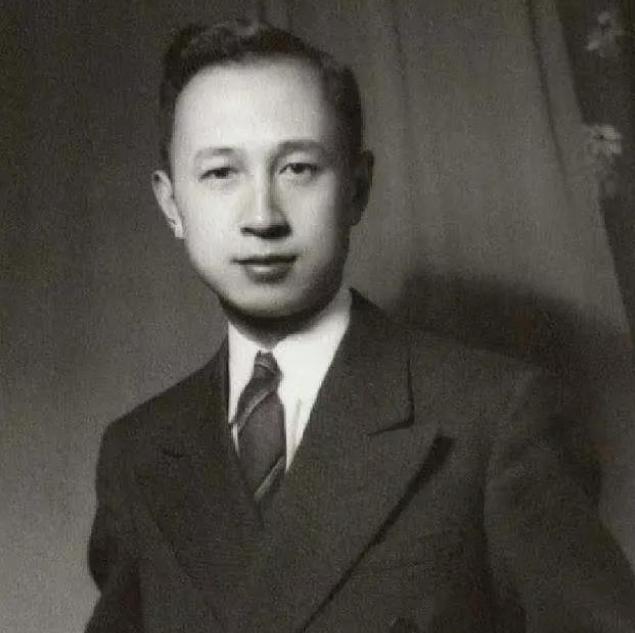 1959年，钱学森给聂荣臻写了一封信：“我是个科技人员，不适合处理大量行政事务，