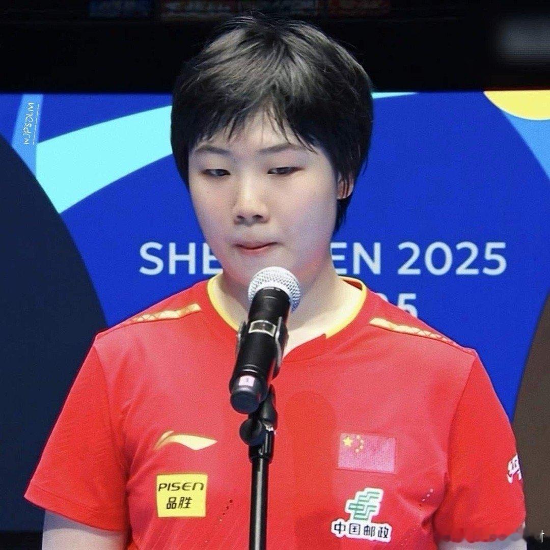 蒯曼小小年纪还是很精明的！知道跟王曼昱配女双，自己又不用有太大压力，又出成绩又轻