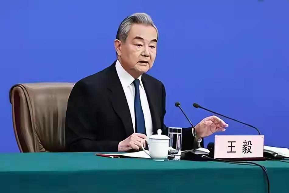 郑丽文：希望拜会特朗普，王毅通告鲁比奥：台湾是中美最大风险点众所周知，两岸
