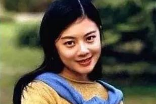 前央视才女为爱弃国籍，中年离婚携子回国从头再来：姜丰的故事，听着耳熟吗？这不