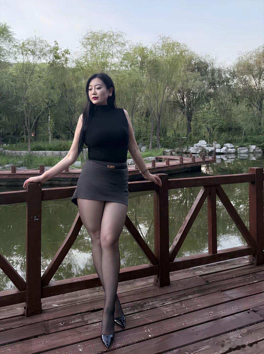 不是，穿成这样怎么走路？[捂眼睛]（爬山，骑行，瑜伽照片来源：​​​）​​​
