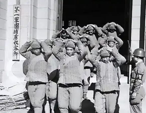 1954年，55名志愿军战俘作出决定，不回中国大陆，也不去台湾，而是申请前往巴西