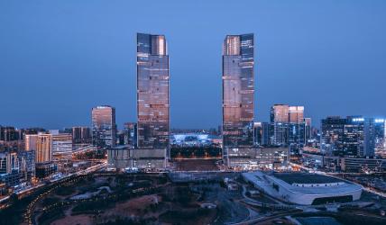 先说说郑大是什么级别的学校。郑州大学是世界一流大学建设高校、国家“211工程”