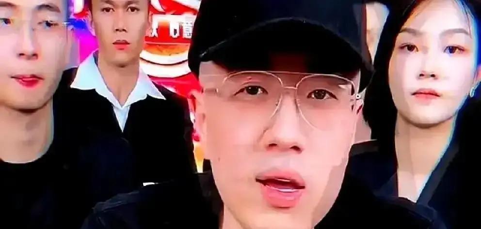 刘二狗这次玩脱了！他前脚刚在直播间暗示要和辛选联手，晒出截图把粉丝激动得嗷嗷叫