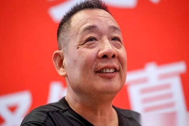 “我求求你们别买了！”这话要是一个老板说的，你信吗？胖东来的老板于东来，年初