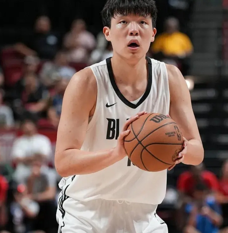 幸亏杨瀚森没打，中国男篮这帮后卫真是绝了……亚洲杯热身赛，中国男篮对阵波黑的第