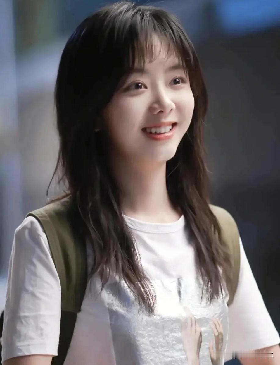 有些底线，是真的不能碰。看了眼刚抬上来的《逍遥》，本来是冲着赵丽颖去的，