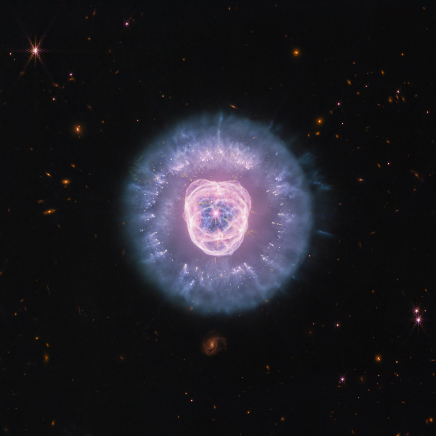 一颗垂死恒星，留下了宇宙中的“咆哮”🦁NASA韦布空间望远镜拍摄的NGC23