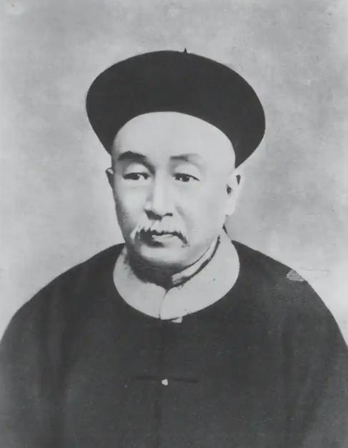 1883年盛宣怀用连环手段扳倒胡雪岩，1916年盛宣怀离世，42年后的1958年