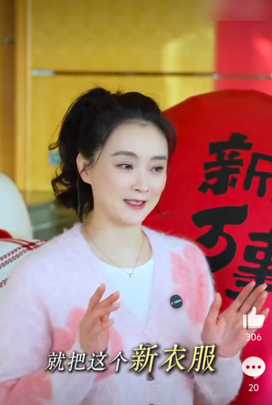 儿子球球变得又帅又听话，可是不少网友还是揪着他小时候的“黑历史”不放。曾经王