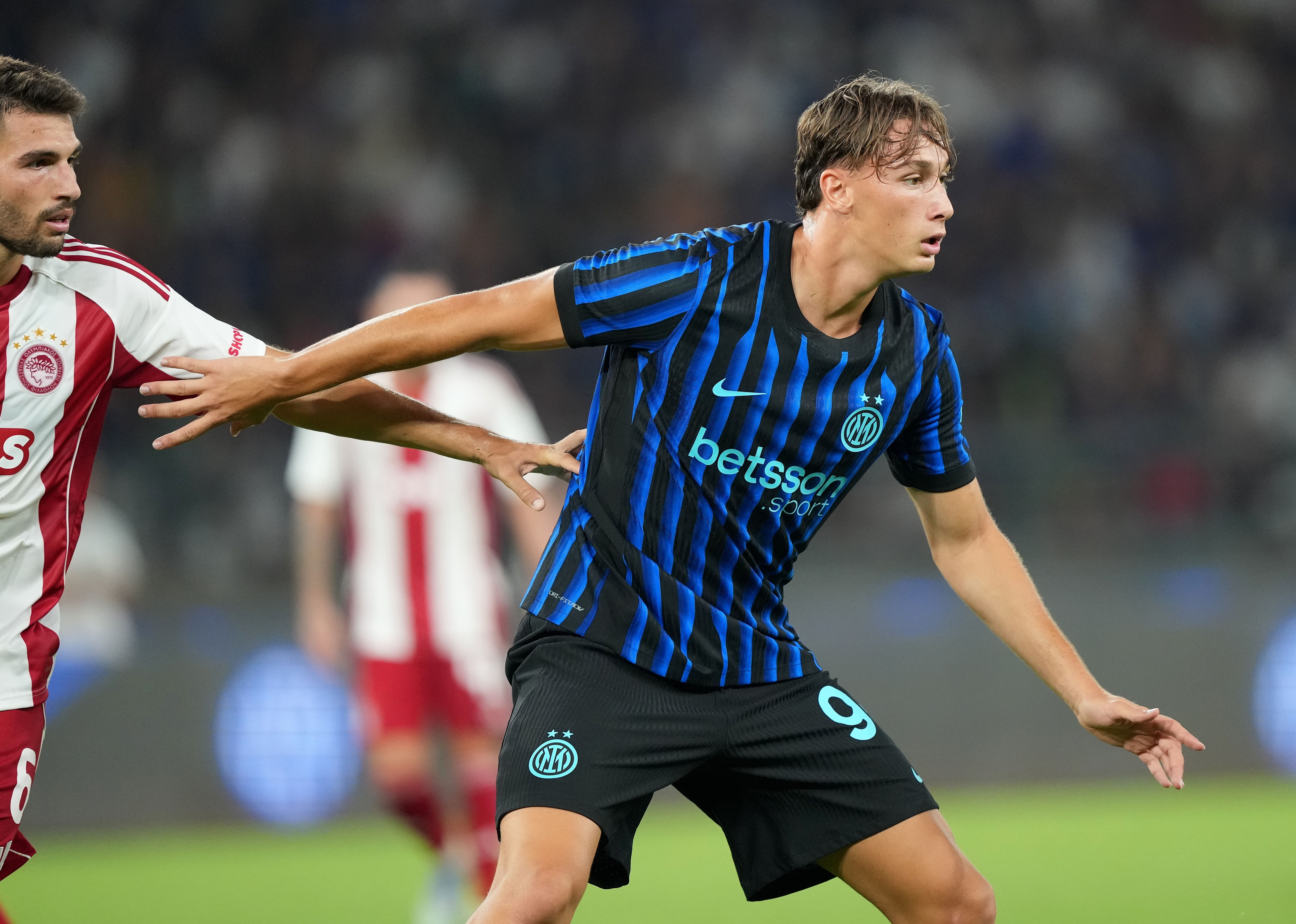 意天空: 国米本轮欧冠将轮换多人, 皮奥-埃斯波西托搭档劳塔罗