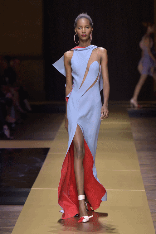 超级名模齐出场, 助阵versace的霸气大女人!