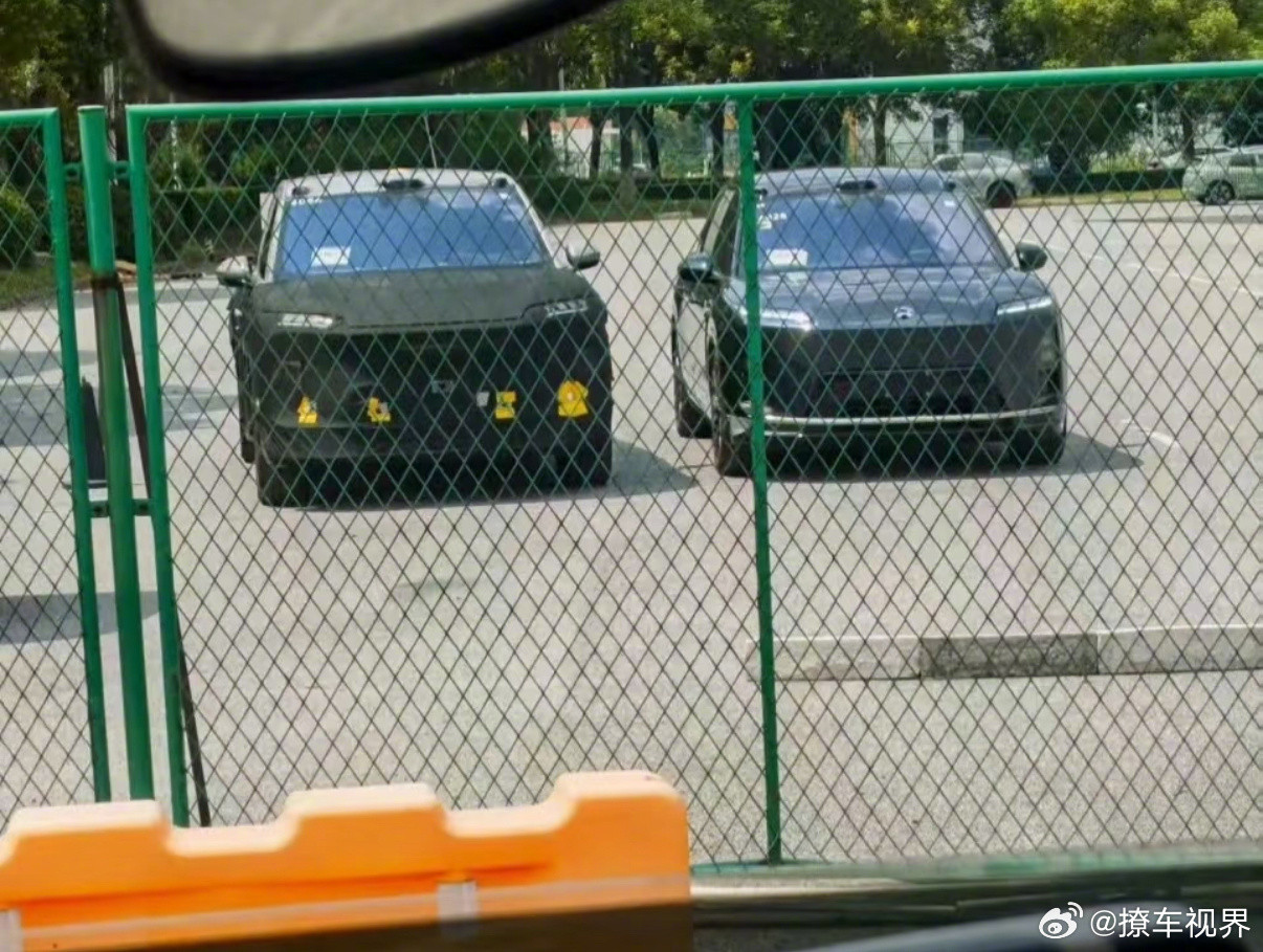蔚来ES8尺寸已经很大了，隔壁这十有八九就是ES9了，体格子是真够大的！前两天刚