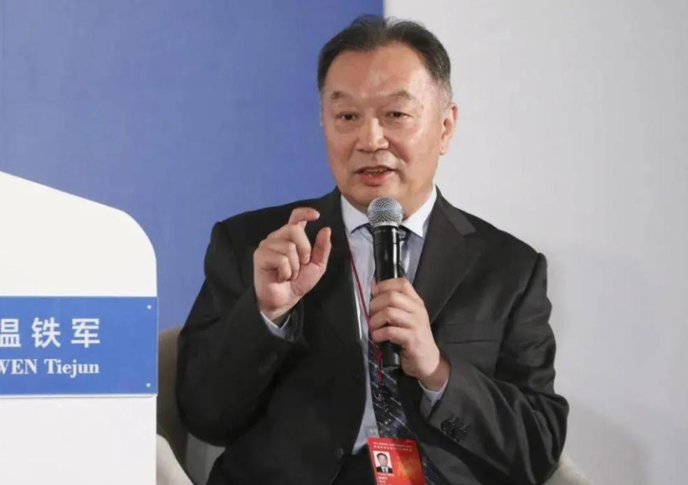 谈“共同富裕”，温铁军撂下过一句极狠的话：如果最终走上了“少数人永富、多数人画饼