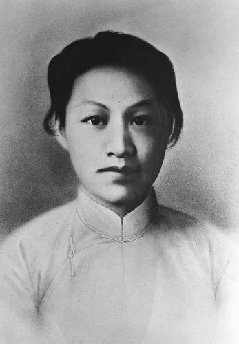 日本战犯揭赵一曼受刑真相：真有剥肋骨一幕？聊起赵一曼这个名字，很多人脑海里闪现