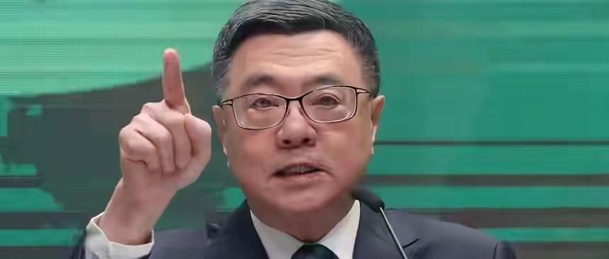 卓荣泰，真是不知天高地厚！特朗普这次来北京，要当面跟咱们谈对台军售的事。卓荣