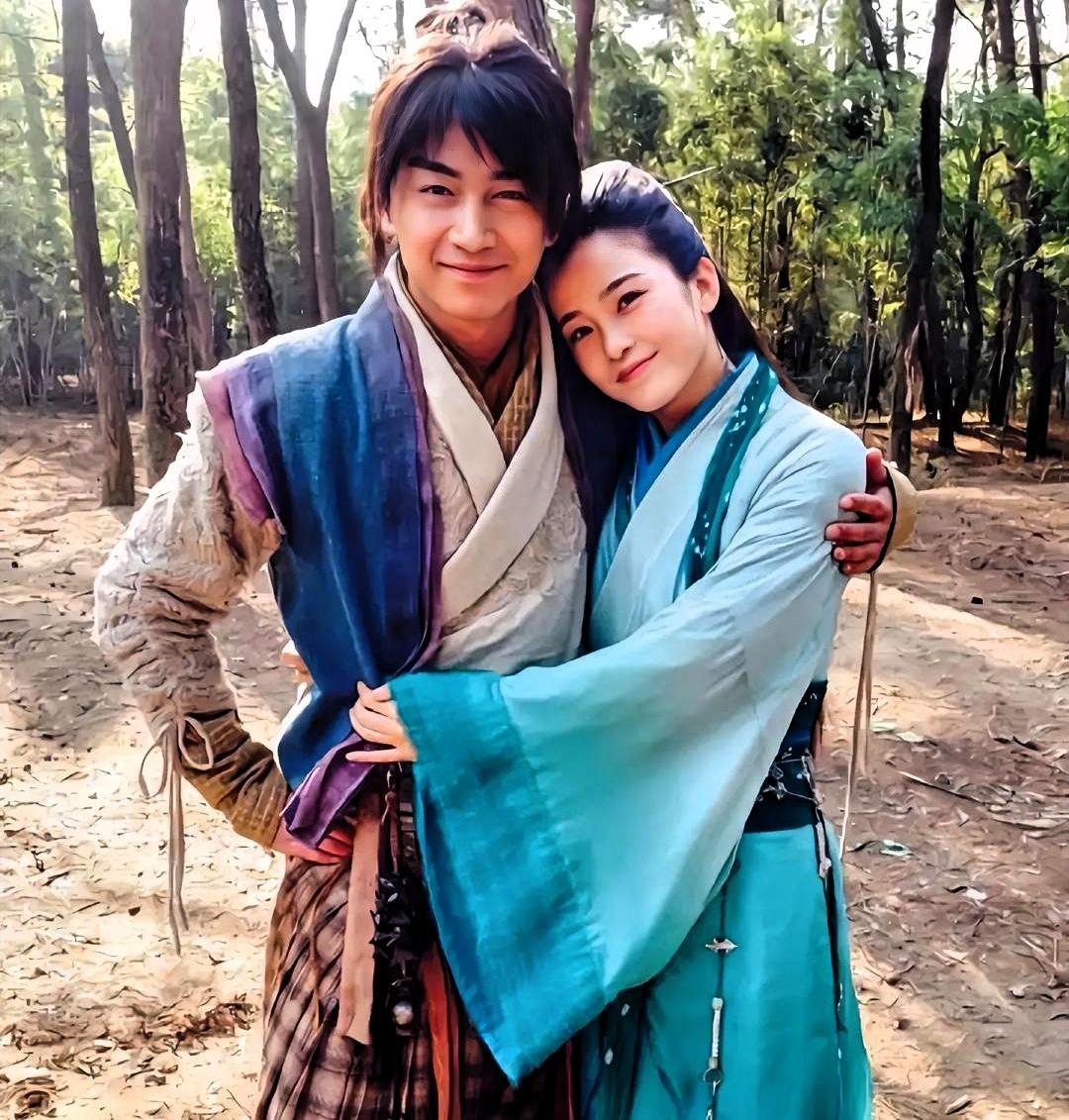 赵樱子说喜欢陈晓13年，网友却吵翻了：有人说真性情，有人说没边界感。🔥她