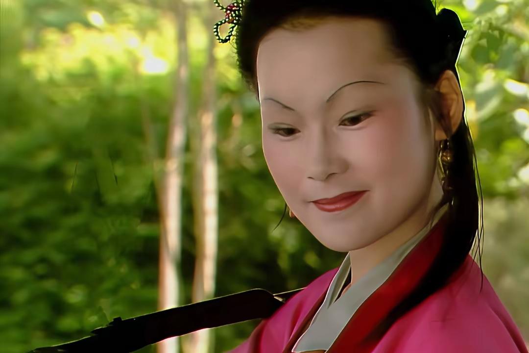 读《红楼梦》时，我一直心存疑惑。宝玉可是老祖宗的心头肉，全府上下，谁敢对他不