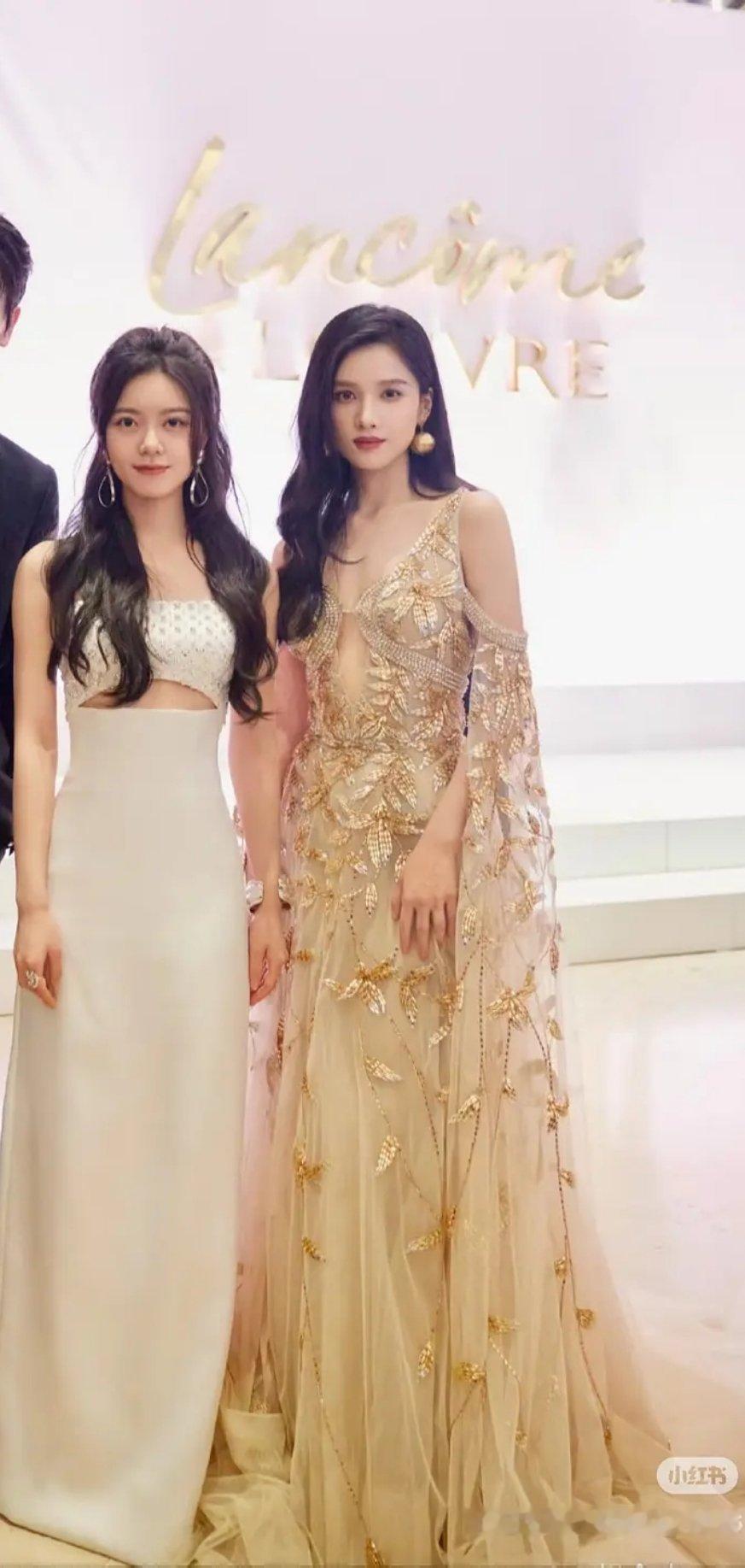 赵今麦张婧仪合照，大家觉得谁赢了？