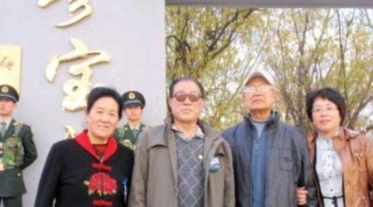 1982年，曾担任沈阳军区副司令员的孙玉国，遭到转业处理，多年老兵居然降为了普通