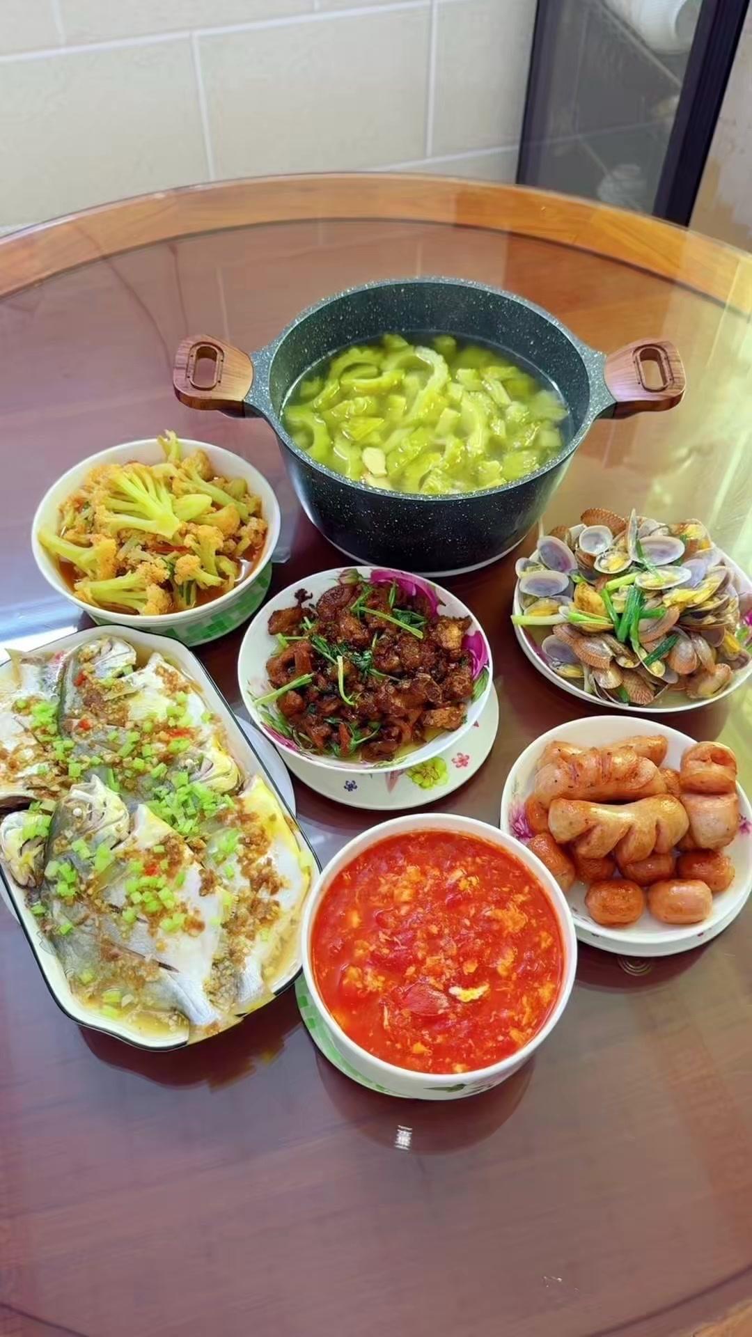🍳今天做了5道适合小孩的家常菜，酸甜鲜辣全齐了，每一口都是家的味道～1️⃣