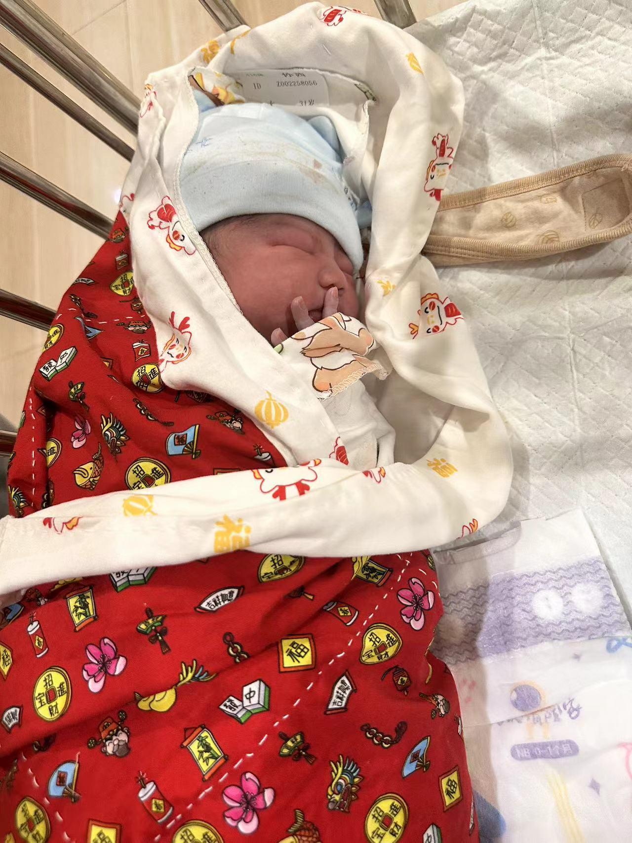 儿子儿媳在我生日的时候，说不要孩子。我没有抬眼看他俩，轻轻说了一句话，两个人灰溜