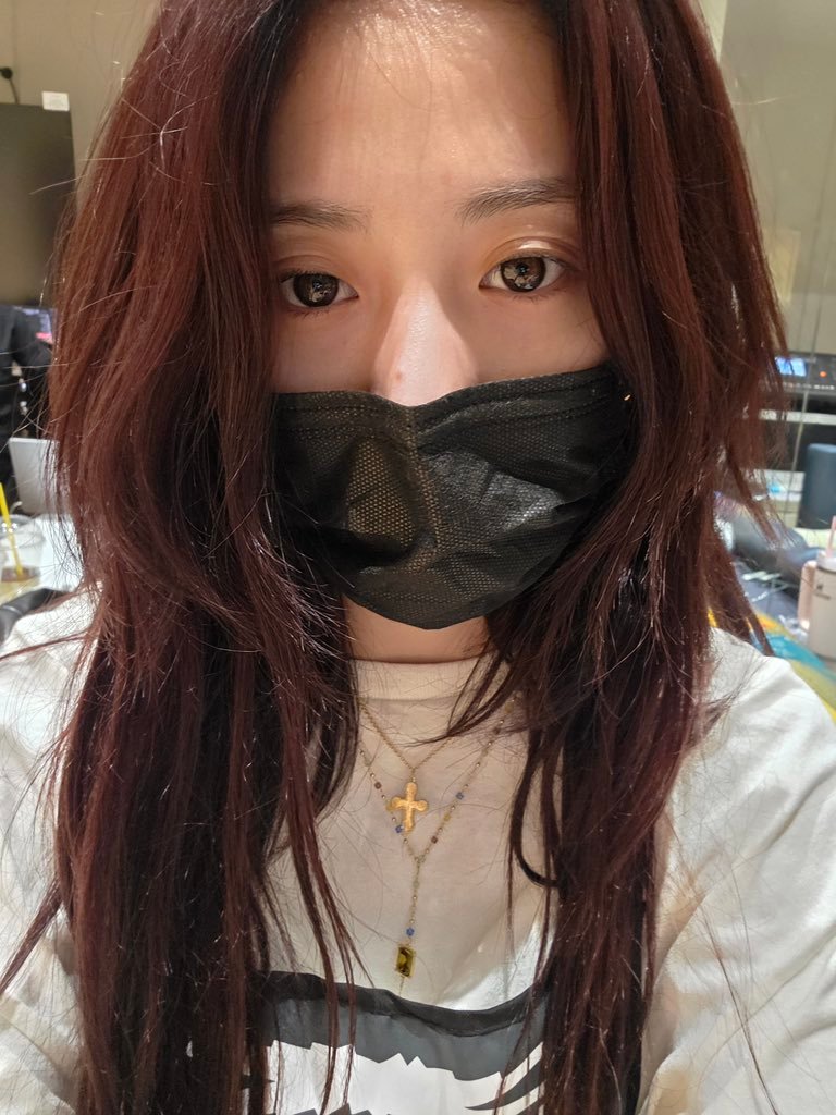 251203💭lesserafim许允真