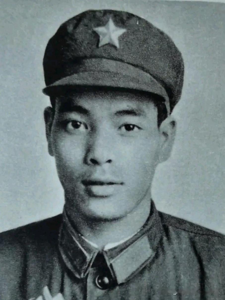 1979年，一个步兵班副班长缴获4门高射炮，本应按规定上报移交，他却临机调转炮口