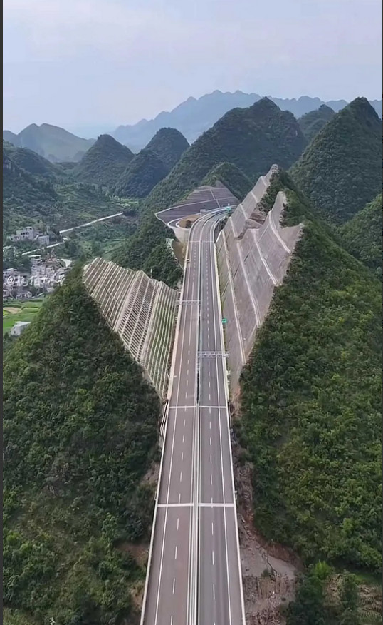 为什么就不能挖个隧道。