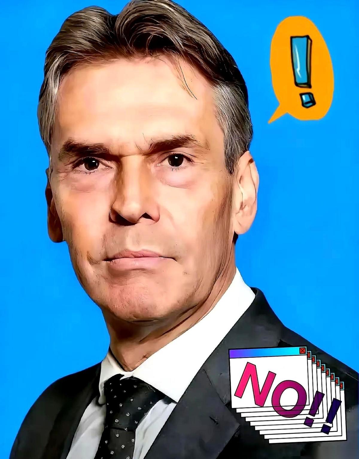 刚把1200万吨大豆的合同拍过去，那边中西部的老农们估计正开香槟呢。结果你猜怎