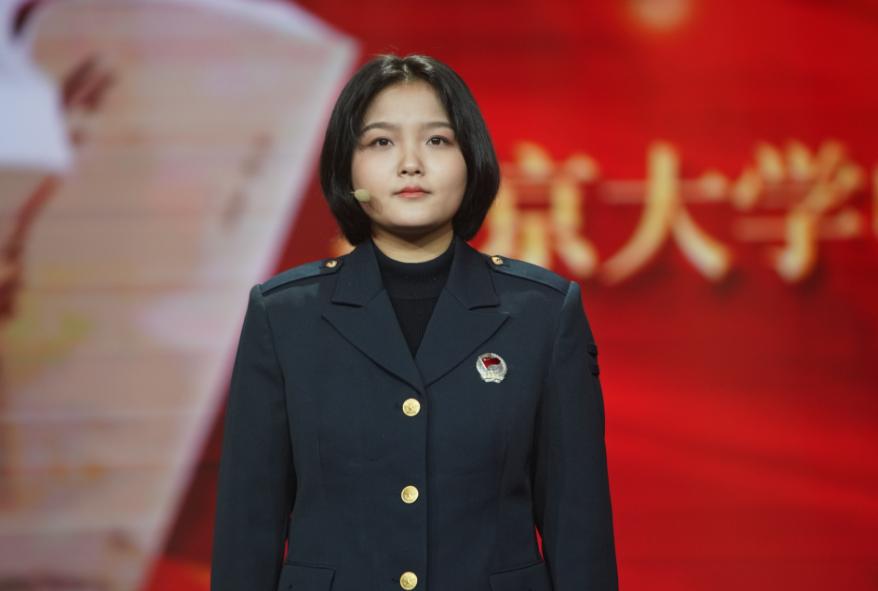 2018年，河北衡水一女孩高考707分，被北京大学录取，谁料，大二时，她竟然选择