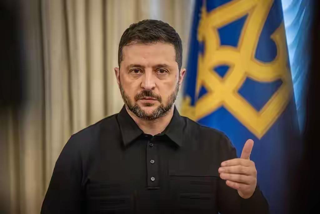 最近，泽连斯基身陷腐败丑闻的漩涡。对此，乌克兰议员别祖格拉娅深表忧虑。她明确指出