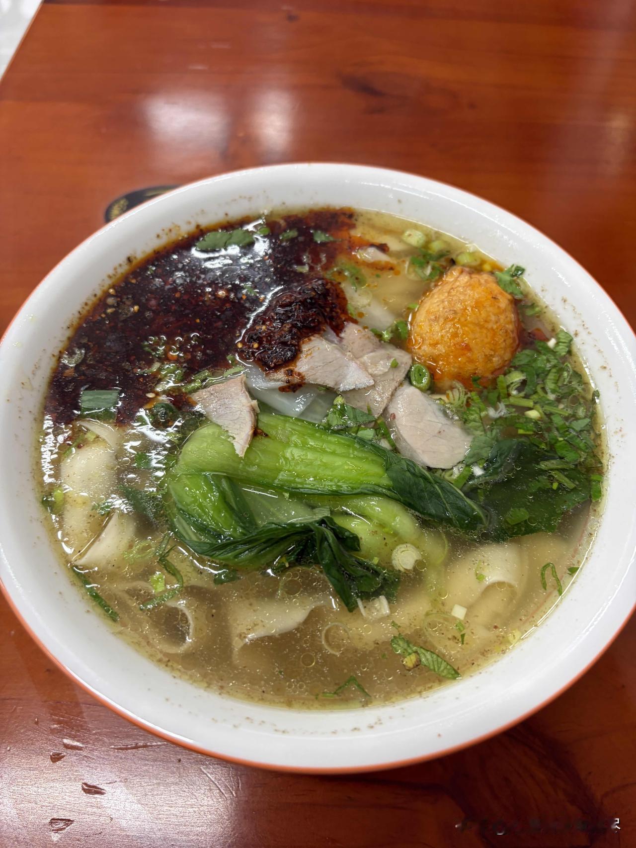 有没有河南的朋友可以说下，我吃的这碗河南烩面到底正宗吗？今天开车路过河南西峡