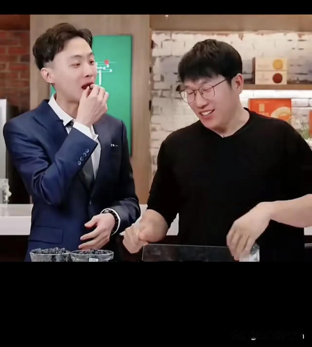 朋友做了五年直播运营，他说东方甄选出问题了不是主播的问题，是管理层的问题之前