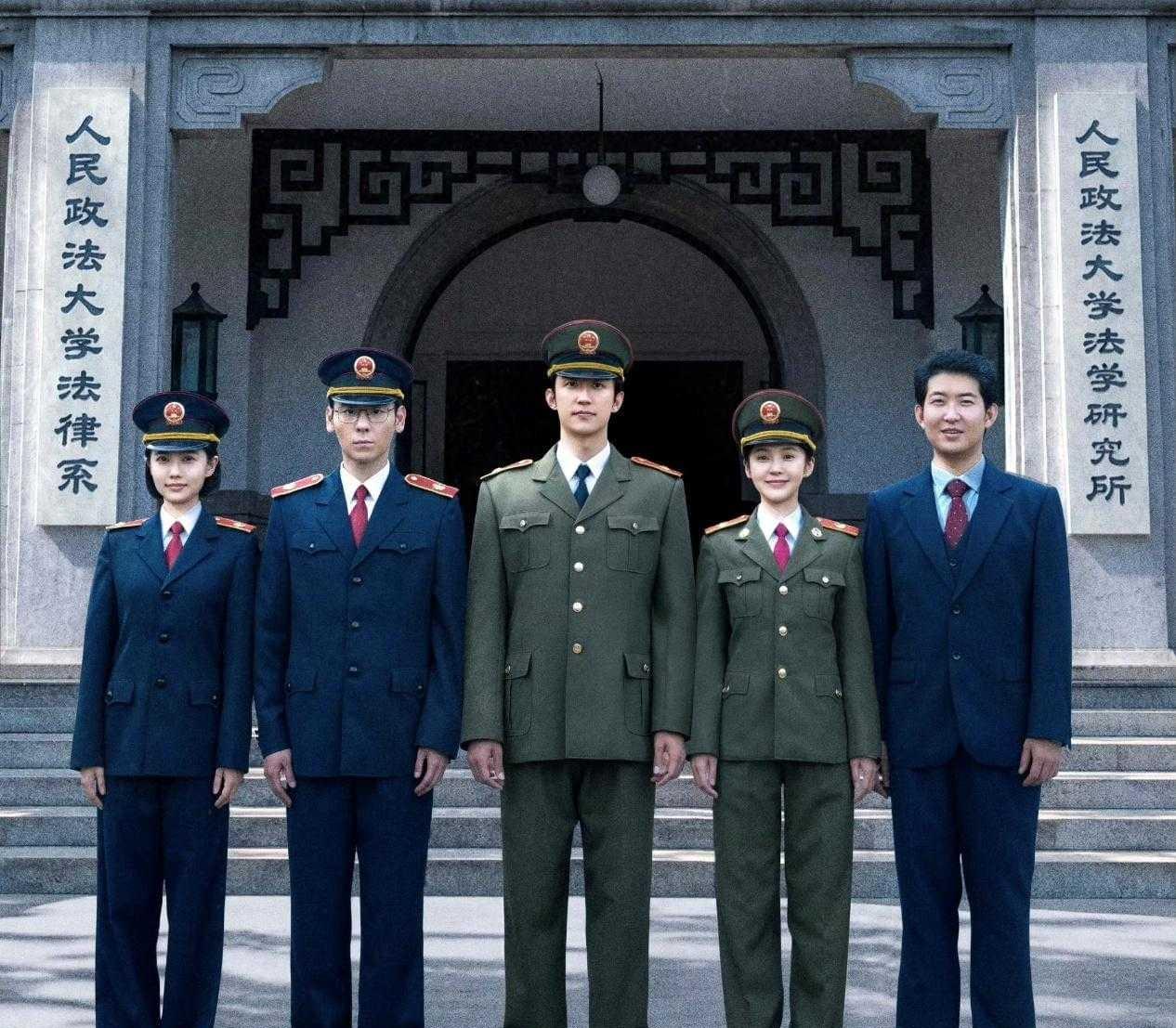  看姜珮瑶张佳宁，女演员为何别轻易动脸热播剧《重器》无滤镜镜头十分真实，32岁