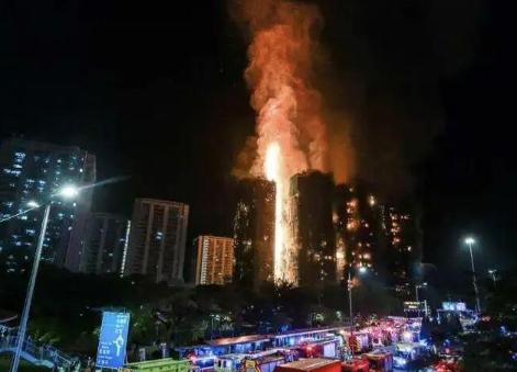 香港大火惊醒！买房选高还是低？住多高确实是个实际问题。高层的视野虽然开