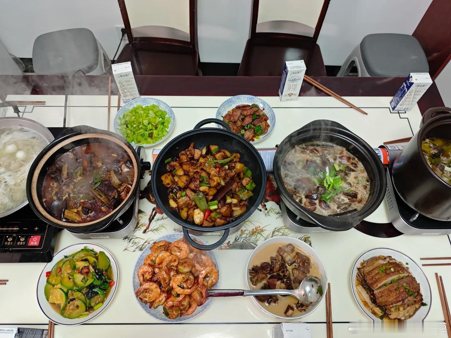第一次去npy家，这个饭菜要不要分​​​