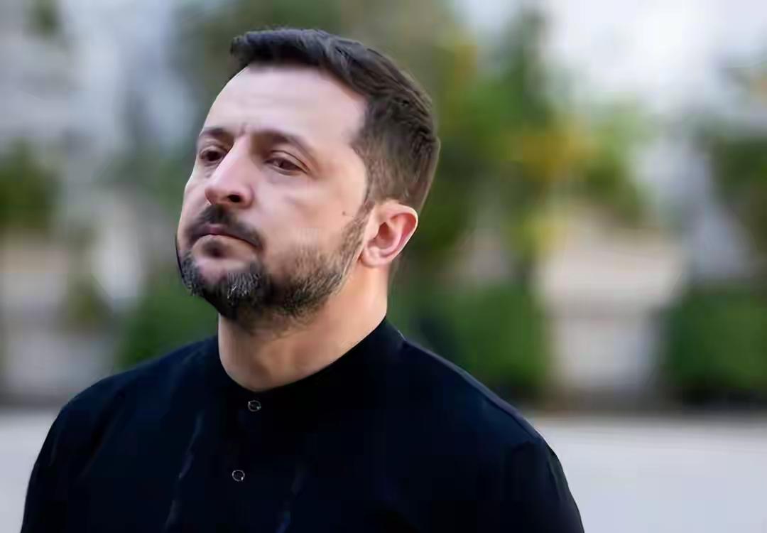 为什么司机必须退位俄乌才能真的停战？有三点很重要。第一，俄罗斯要求的，司机早过